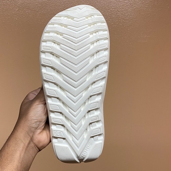 Vionic Rebound Women's Red And White Sandals Size 10 - Picture 10 of 12